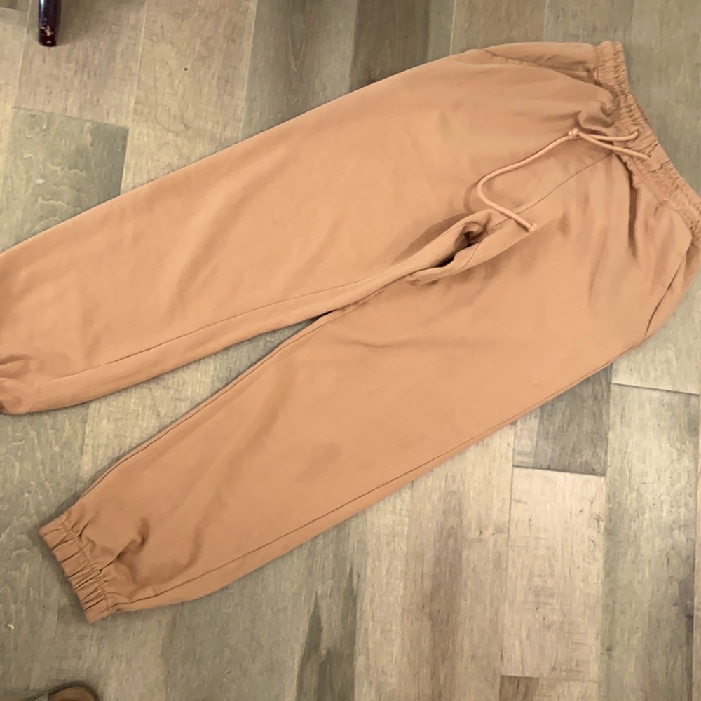 Missguided neutral sweats, size 4